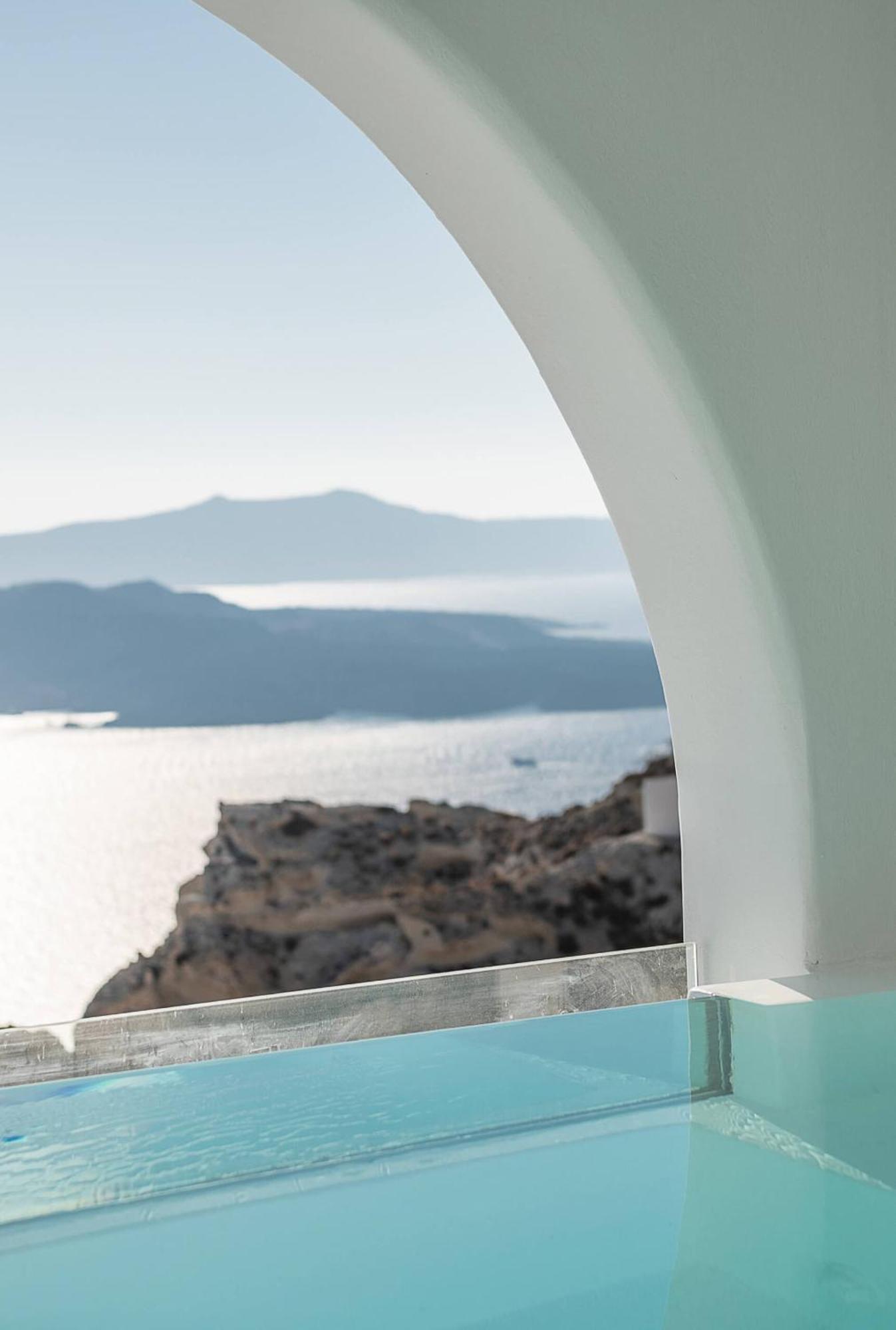 Apeiron Blue Santorini - Sustainable Adults Only 14 Plus ฟิรา ภายนอก รูปภาพ