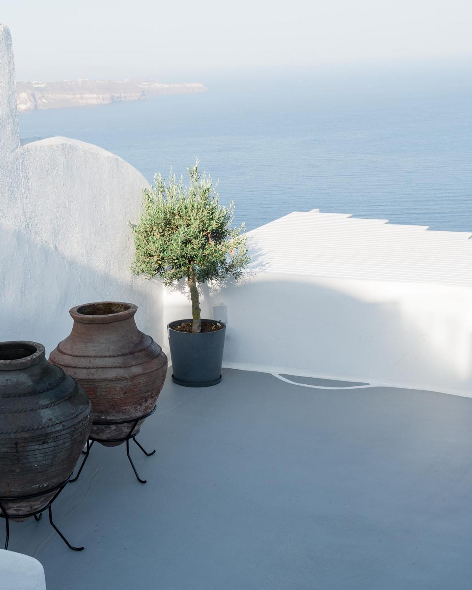 Apeiron Blue Santorini - Sustainable Adults Only 14 Plus ฟิรา ภายนอก รูปภาพ