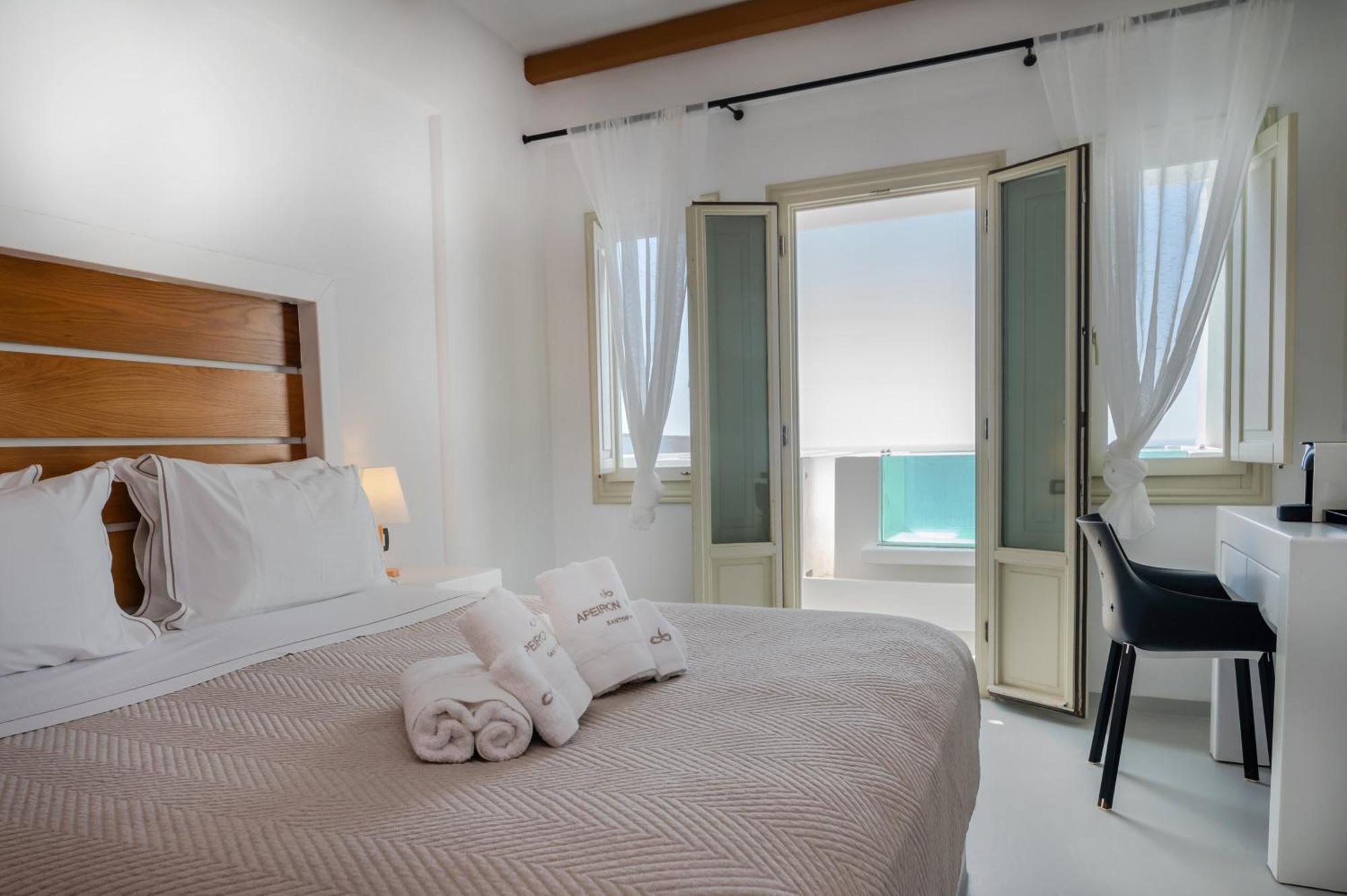 Apeiron Blue Santorini - Sustainable Adults Only 14 Plus ฟิรา ภายนอก รูปภาพ
