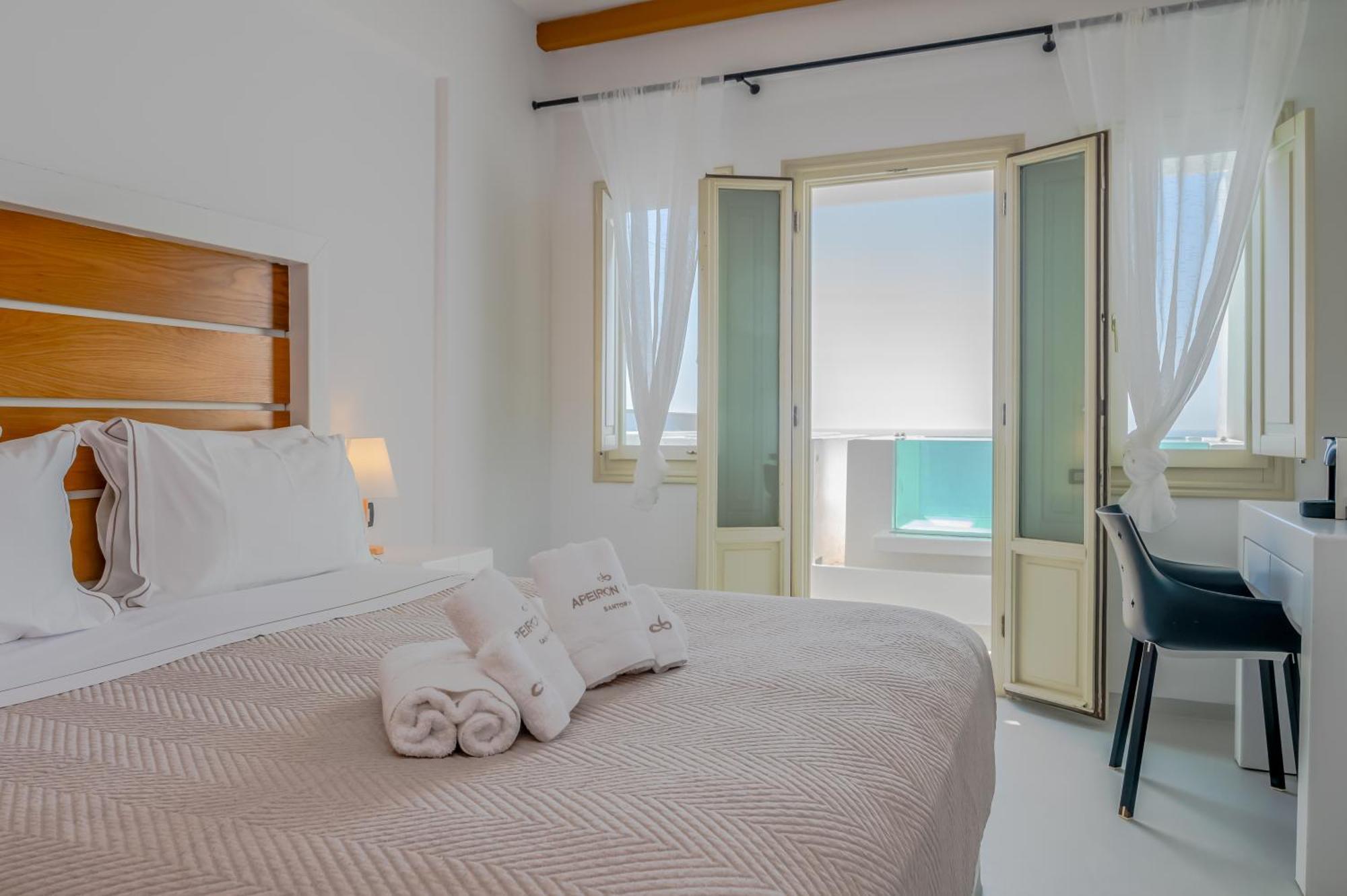 Apeiron Blue Santorini - Sustainable Adults Only 14 Plus ฟิรา ภายนอก รูปภาพ