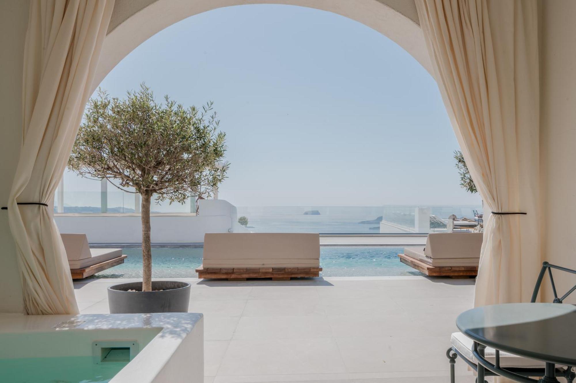Apeiron Blue Santorini - Sustainable Adults Only 14 Plus ฟิรา ภายนอก รูปภาพ