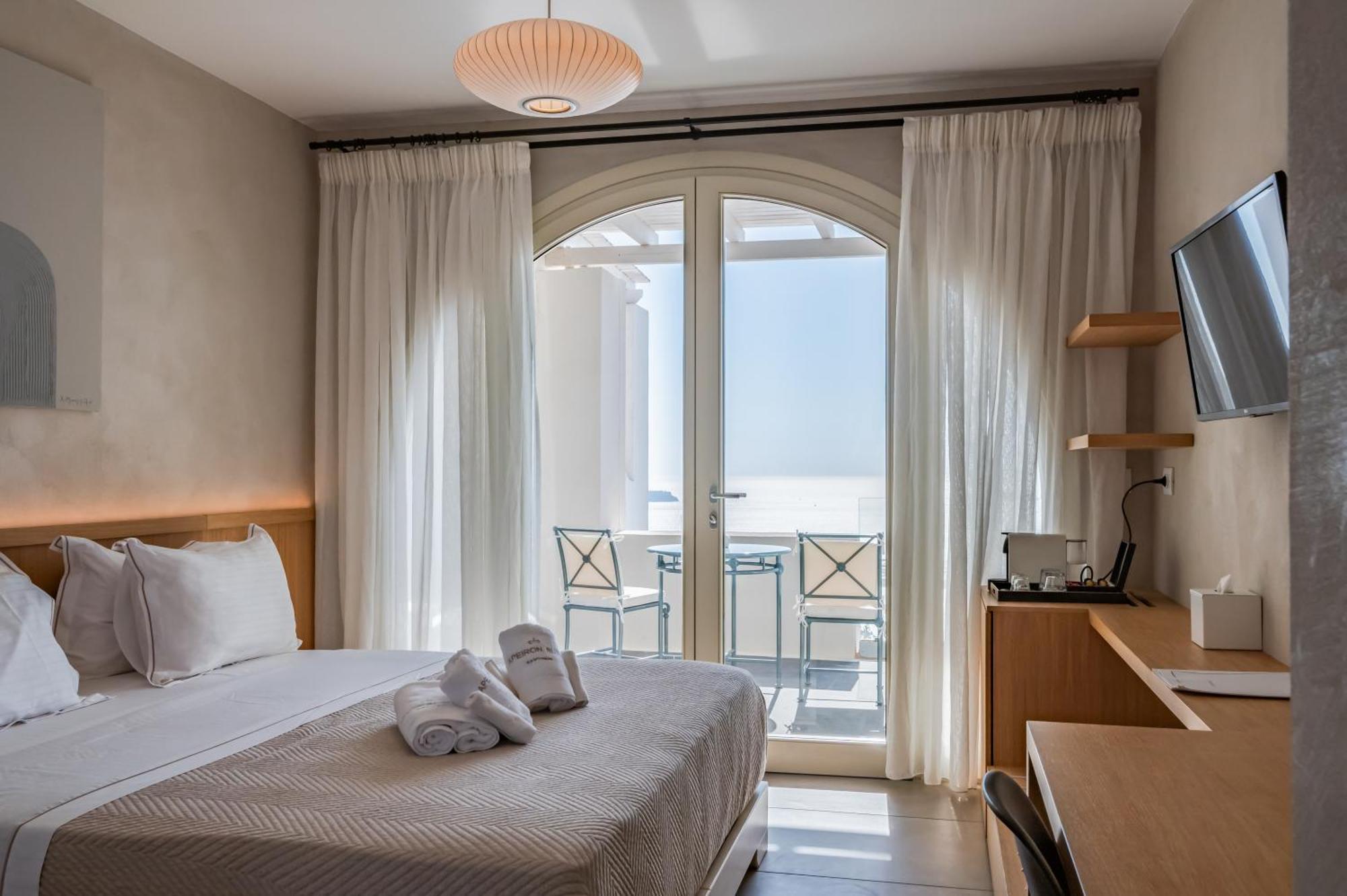 Apeiron Blue Santorini - Sustainable Adults Only 14 Plus ฟิรา ห้อง รูปภาพ